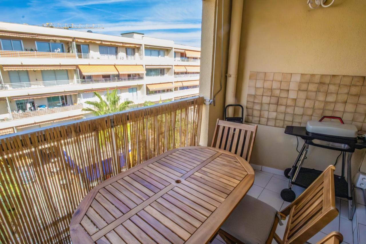 Confort Du Sud T2 Avec Garage Et Wifi En Centre-ville Cavalaire-sur-Mer